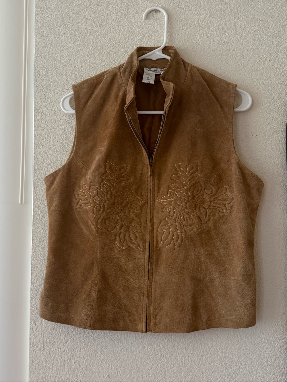 Calgary Stampede coded 100% Leather Suede Embroidered Zip Vest Women’s Small Tan